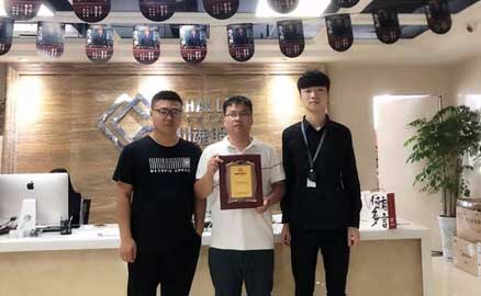 白先生和杜先生今年準備合伙創(chuàng)業(yè)