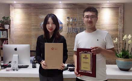 經(jīng)營麻辣燙的王先生加盟帽牌貨冒菜