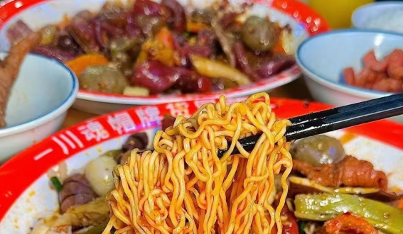 開冒菜店有哪些經(jīng)驗(yàn)（成功經(jīng)營(yíng)冒菜店的實(shí)用經(jīng)驗(yàn)）