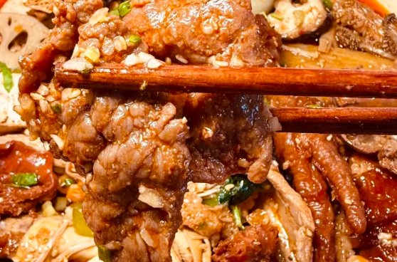 冒菜店開(kāi)商場(chǎng)還是社區(qū)？看完再選址不后悔